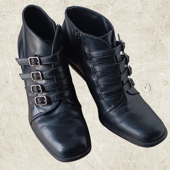 Bernardo Black Leather Ankle Boots, stacked heel size 7 - Picture 2 of 7